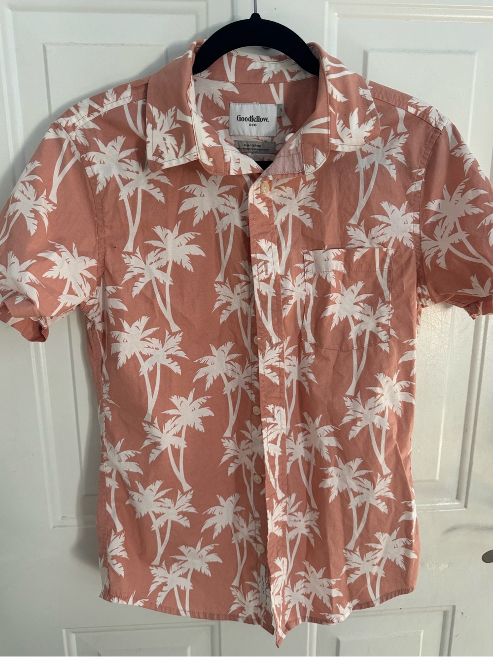 Goodfellow & Co Men's Pink Palm-Print Short Sleeve Shirt